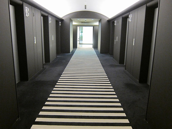Hallway to the front