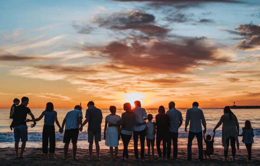 image of people and sunset 